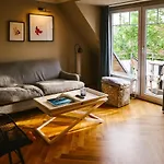 Mimosa House 3*