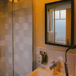 Mimosa House ホテル