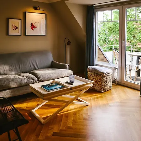 Mimosa House 4*